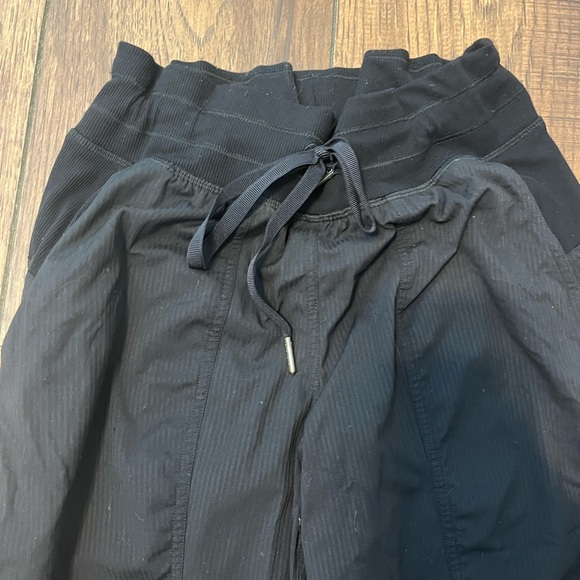 Lululemon Dance Studio Jogger - Picture 5 of 5